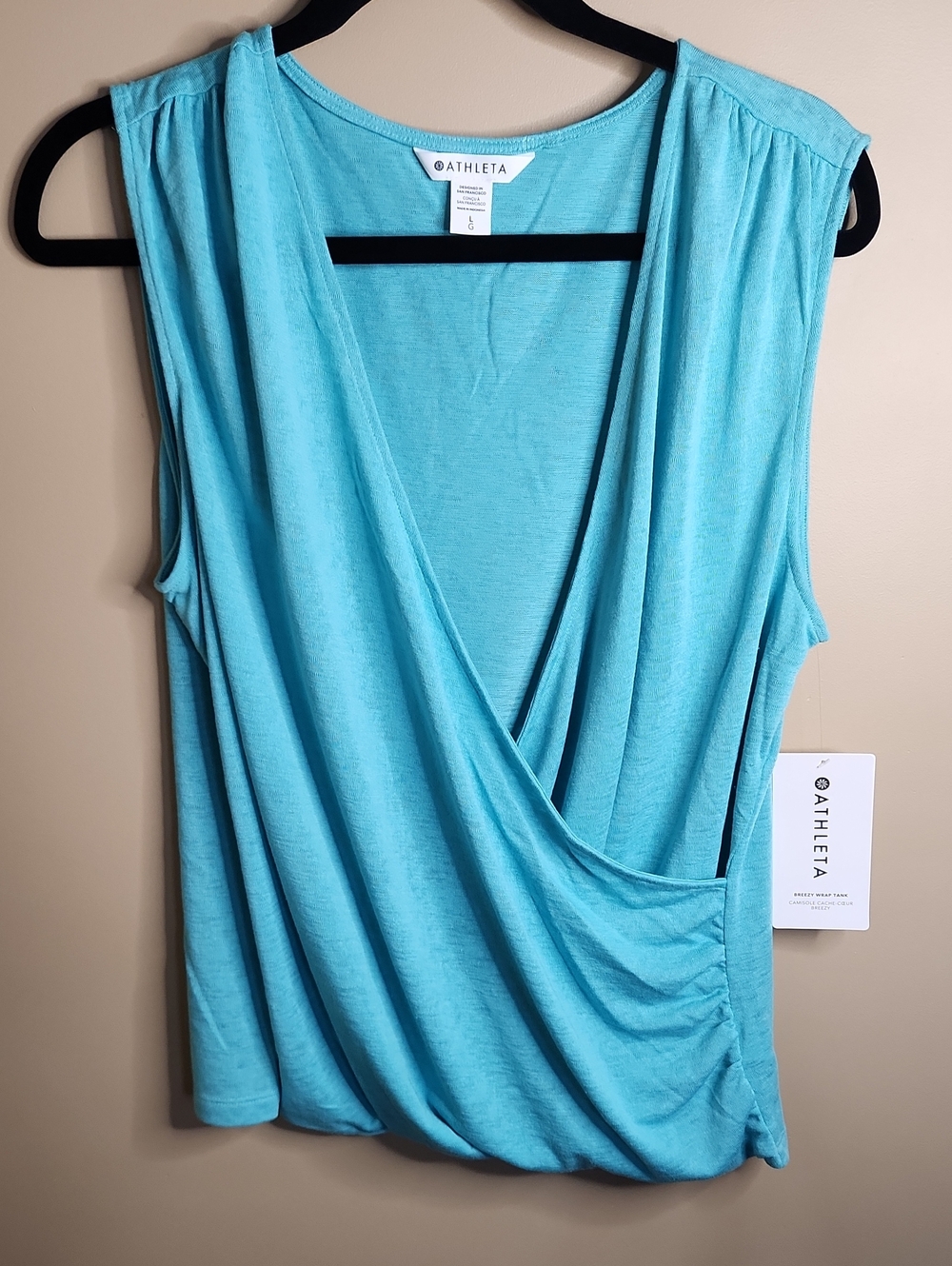 Athleta breezy wrap tank in aquamarine. Size L. EUC.  #988031